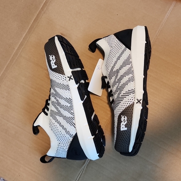 Timberland radius knit slip-on composite toe shoes- black/white-ladies 5.5 - Picture 3 of 10